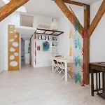 Klimatyzowane Studio Do Pracy Zdalnej W Centrum Krakowa Z Antresola I Wanna By Noclegi Renters