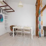 Klimatyzowane Studio Do Pracy Zdalnej W Centrum Krakowa Z Antresola I Wanna By Noclegi Renters