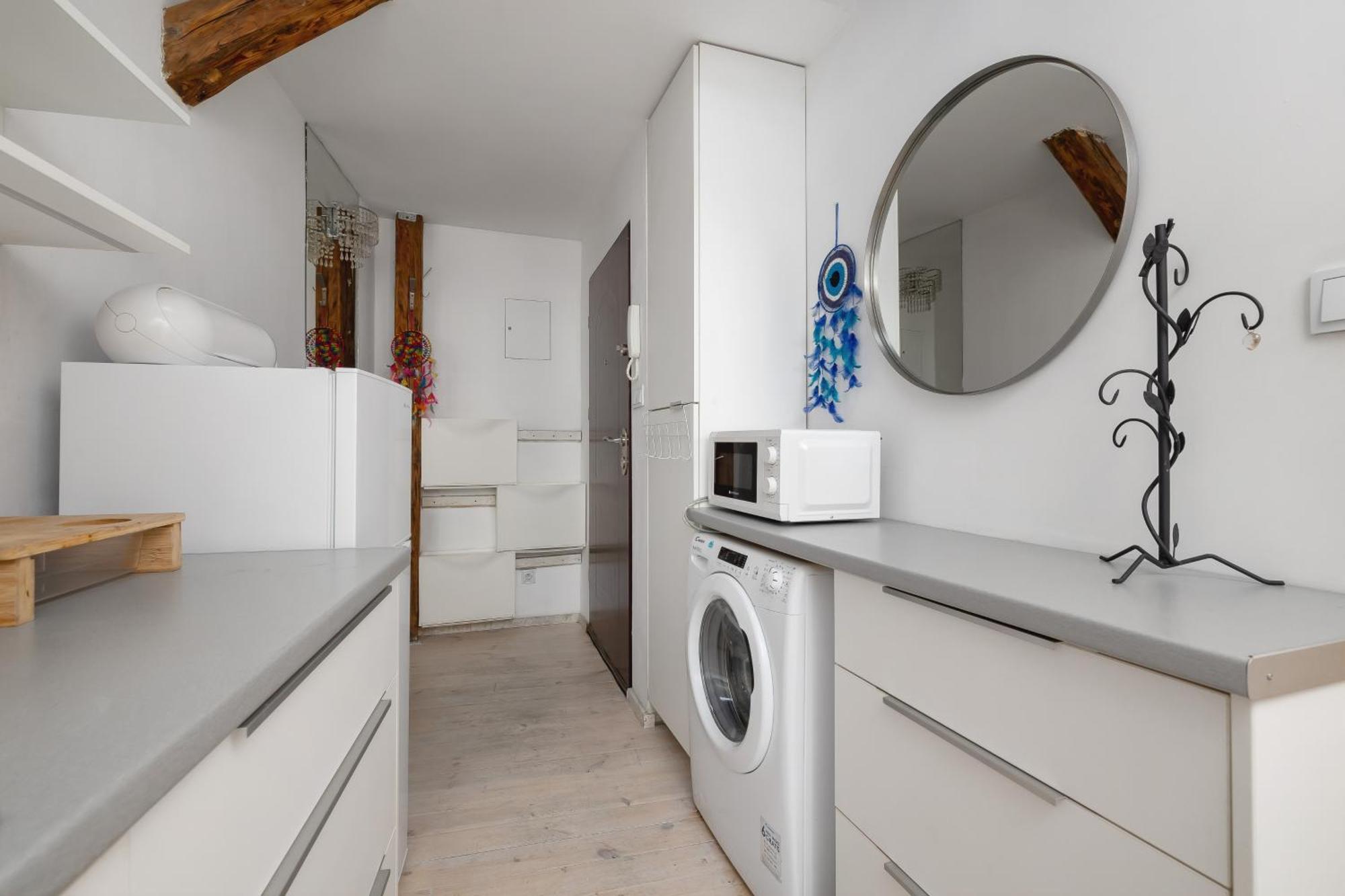 Klimatyzowane Do Pracy Zdalnej W Centrum Krakowa Z Antresola I Wanna By Renters Apartament